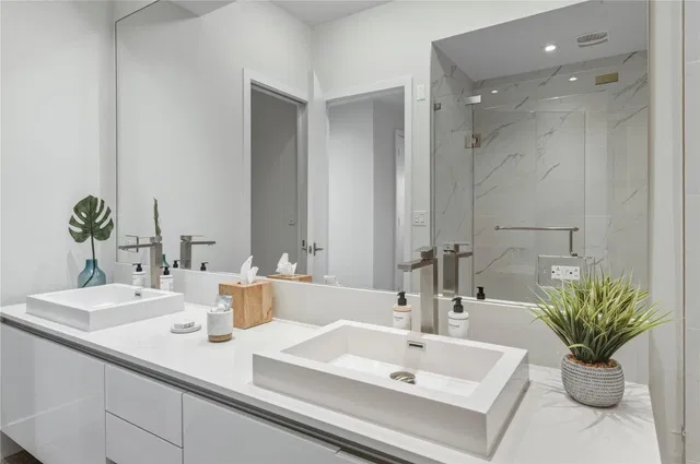 Amrit Ocean Resort & Residences Unit P1903 photo 29