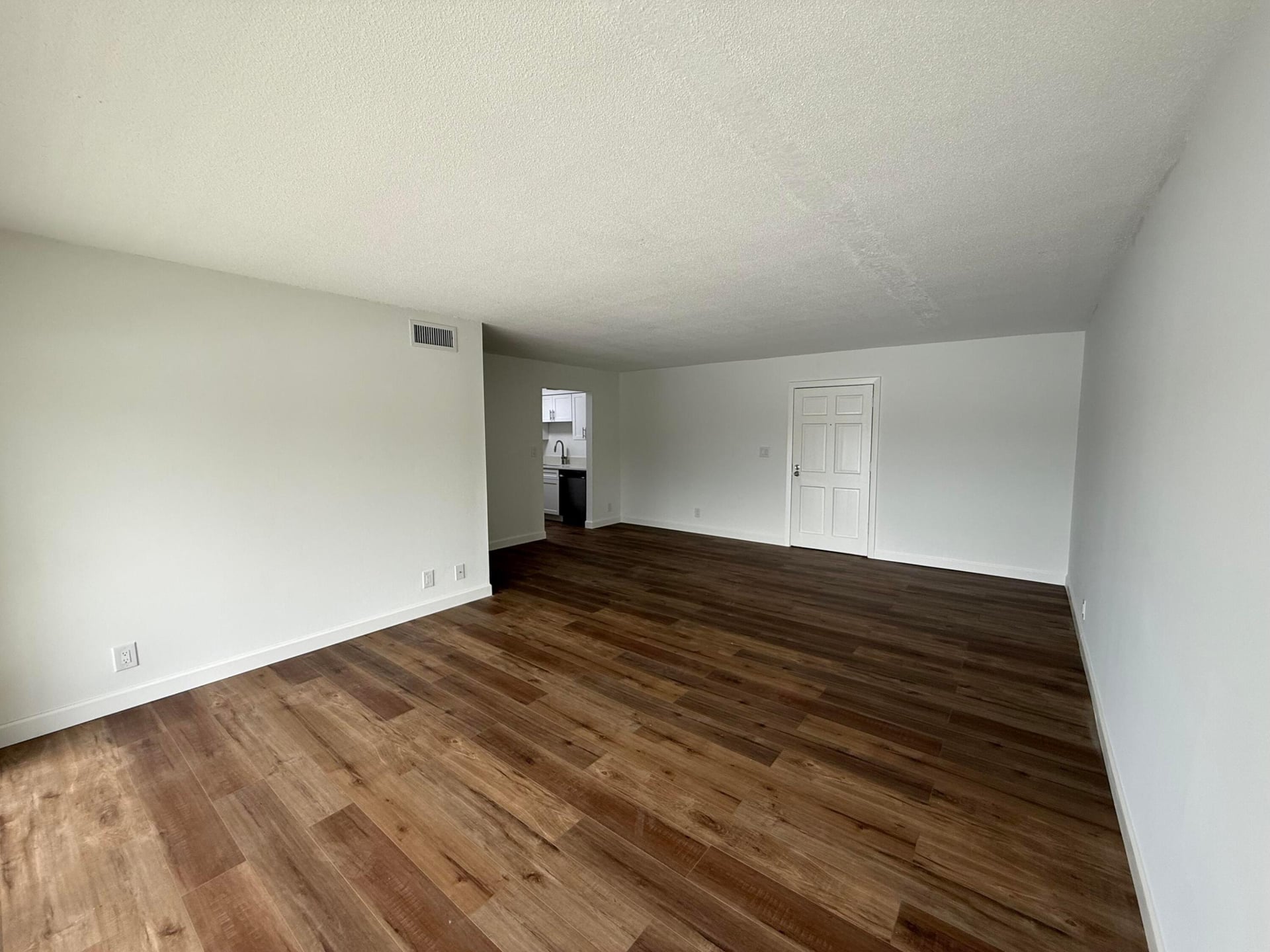 Village of North Palm Beach Unit Apt 5 photo 6