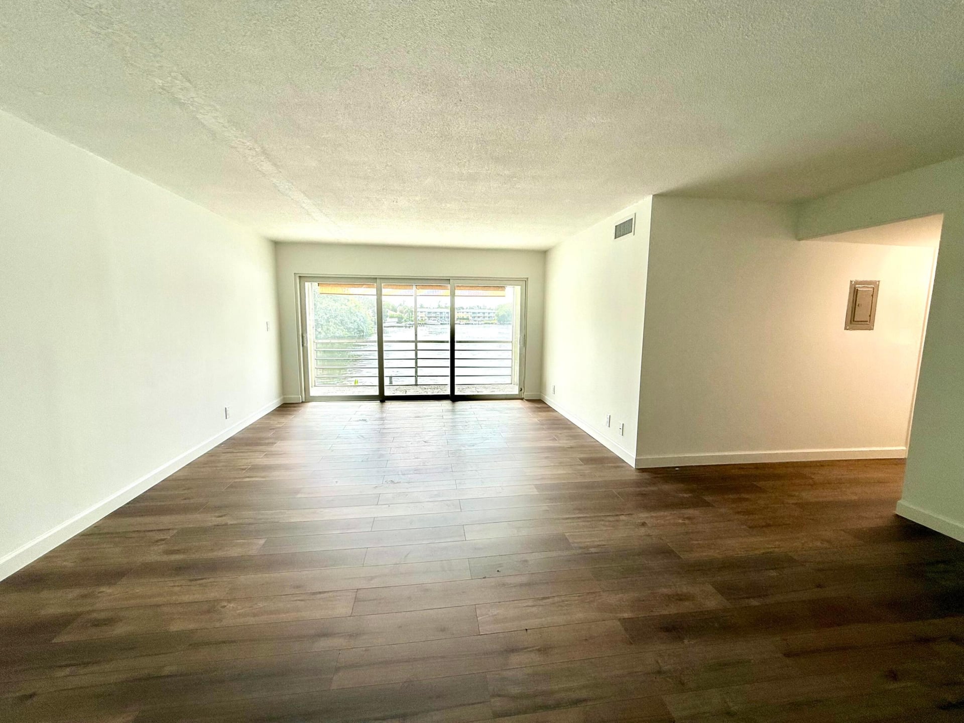 Village of North Palm Beach Unit Apt 5 photo 17
