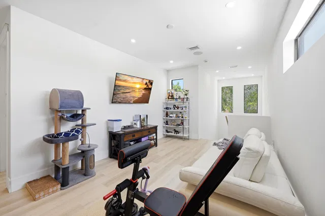 West Palm Beach Residence photo 15