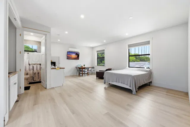 West Palm Beach Residence photo 24