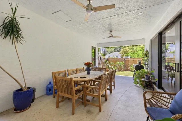 West Palm Beach Residence photo 53