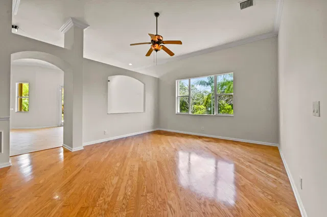 Residence photo 8