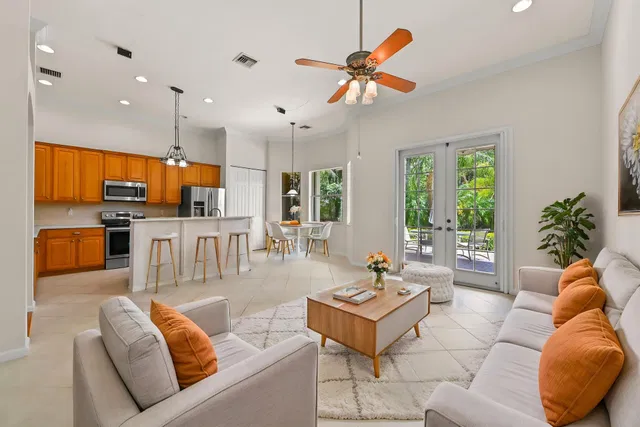 Residence photo 10