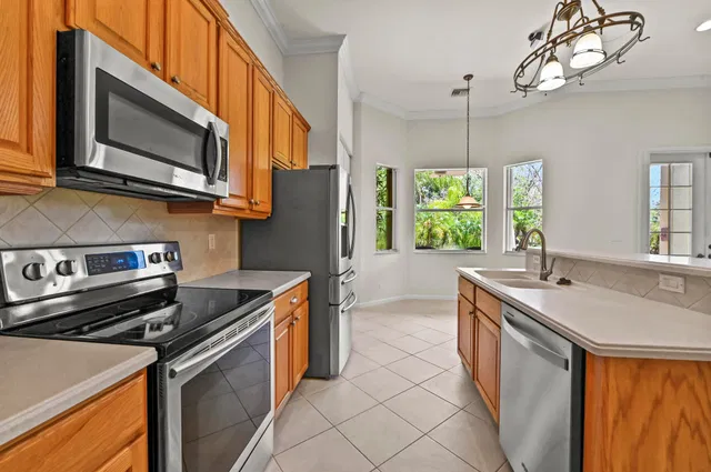 Residence photo 14