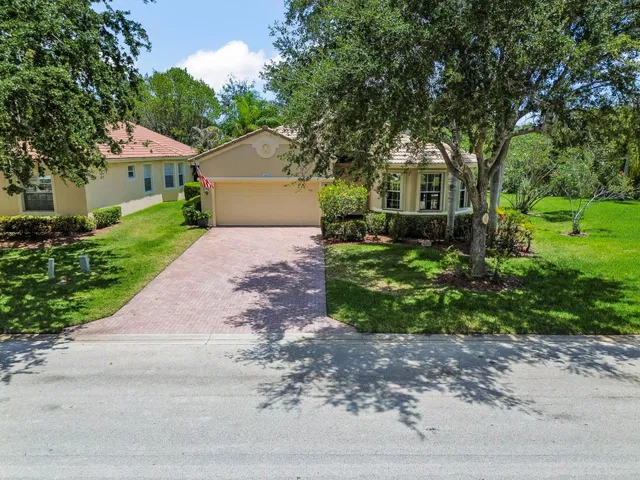 Residence photo 41