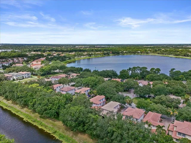 Evergrene Palm Beach Gardens Residence photo 32