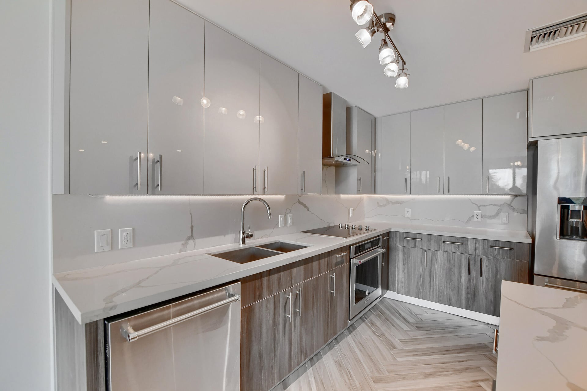 236 Fifth Avenue Unit 205 photo 5