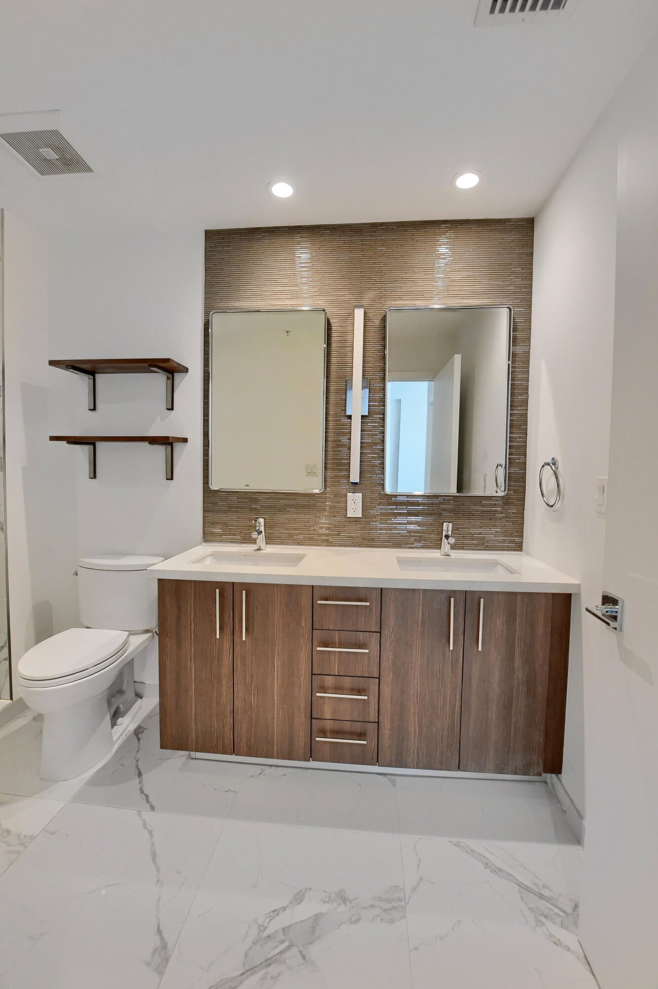 236 Fifth Avenue Unit 205 photo 17