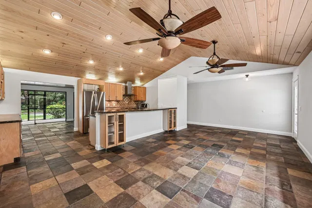 Residence photo 11