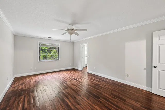Residence photo 21