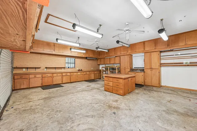 Residence photo 32