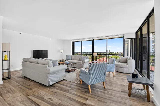 4000 N Ocean Singer Island Unit 703 photo 18