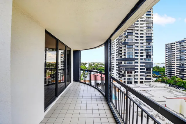 4000 N Ocean Singer Island Unit 703 photo 31