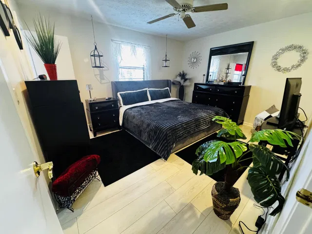 Residence photo 6