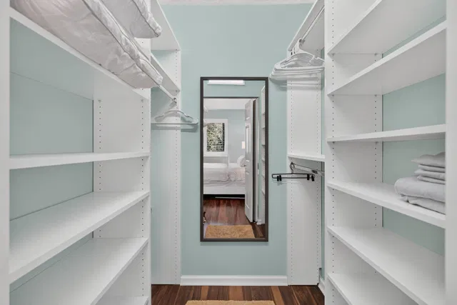 Unit 1202 photo 11