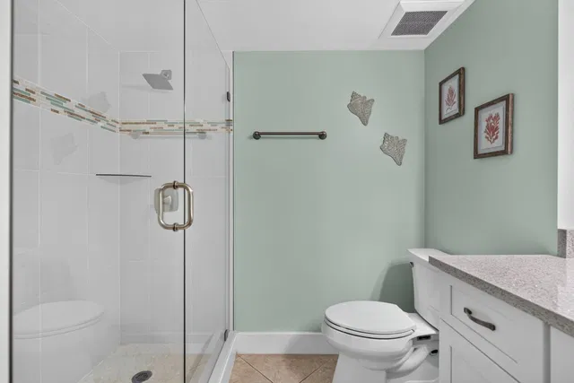 Unit 1202 photo 13