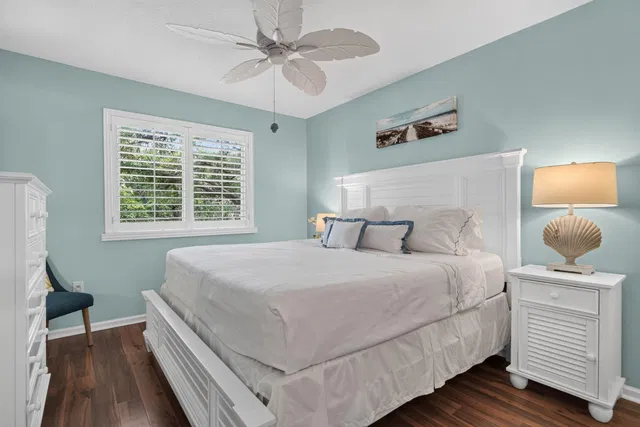 Unit 1202 photo 17