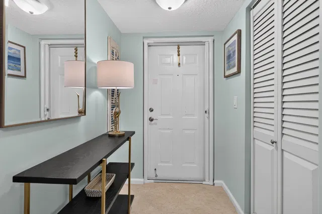 Unit 1202 photo 22