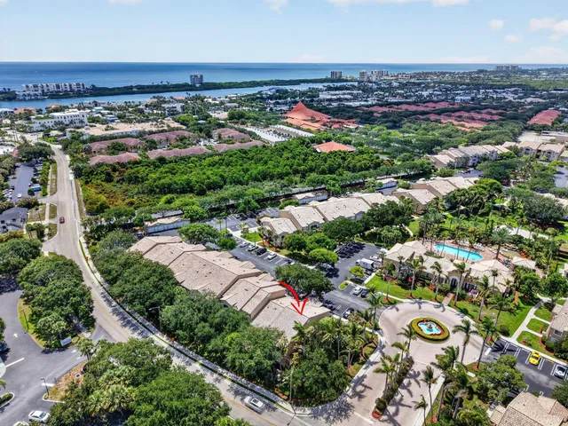 Unit 1202 photo 45