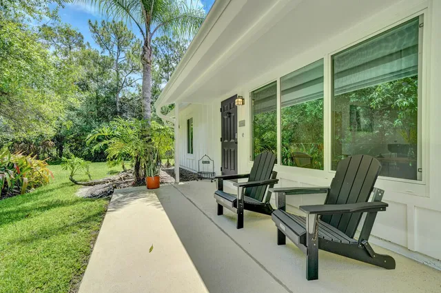  Residence photo 8