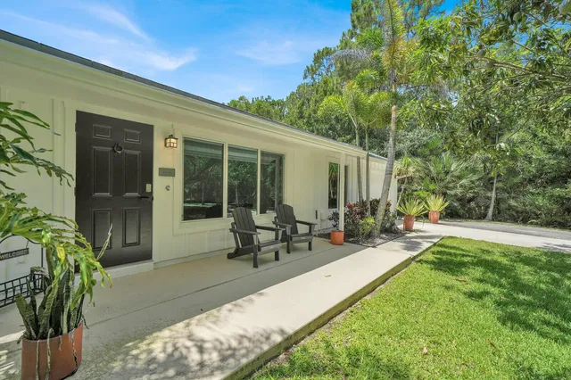  Residence photo 9
