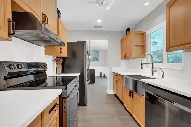  Residence photo 14