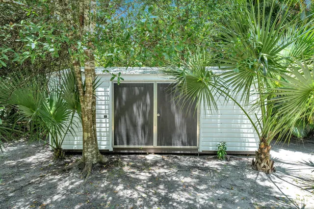  Residence photo 36