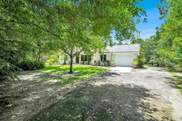  Residence photo 42