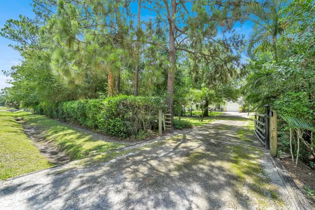  Residence photo 45