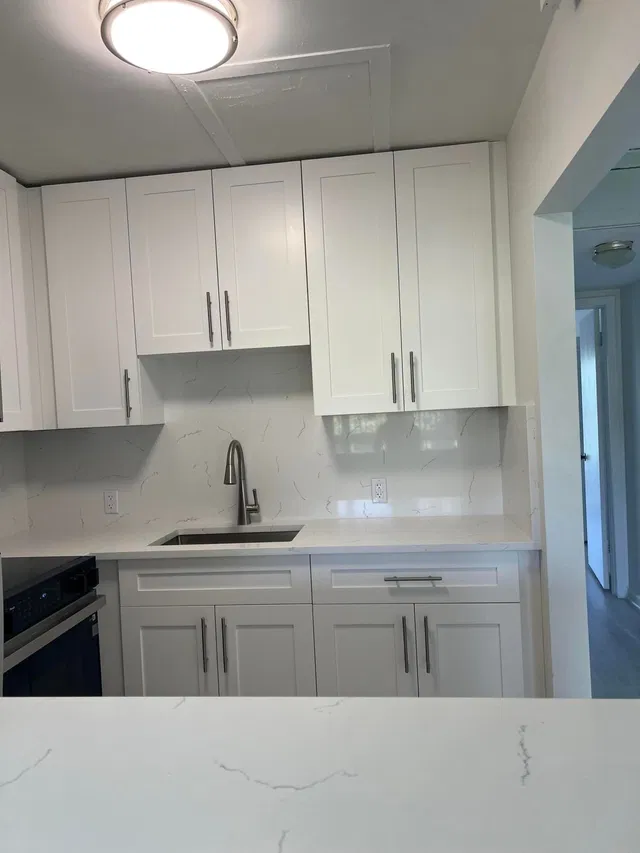 Residence photo 3
