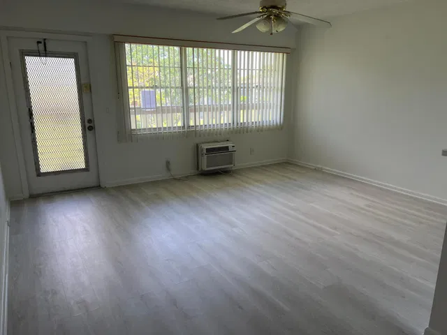 Residence photo 11