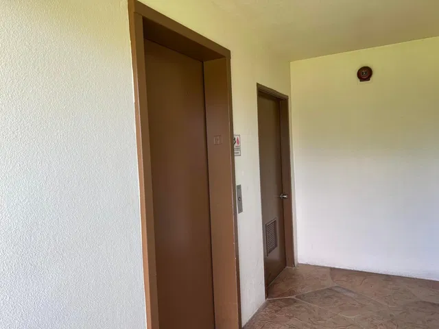 Residence photo 15