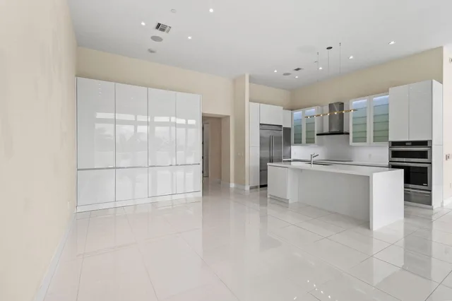 Water Club North Palm Beach Unit 301 photo 5