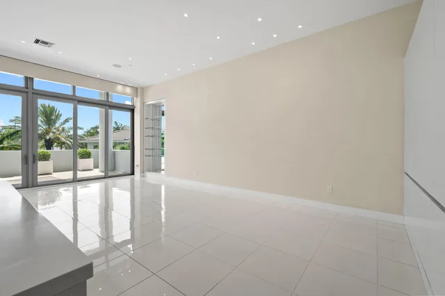 Water Club North Palm Beach Unit 301 photo 9