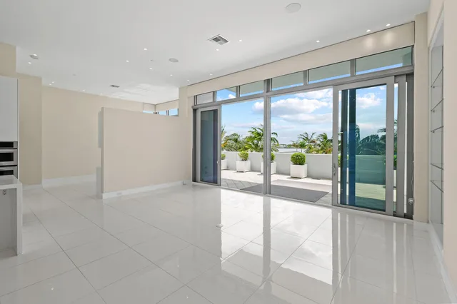 Water Club North Palm Beach Unit 301 photo 12