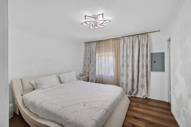  Residence photo 32