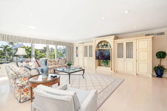 Palm Beach Towers, Palm Beach Unit 227b photo 5