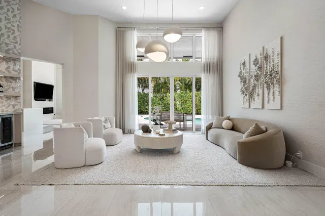Woodfield Country Club Residence photo 10