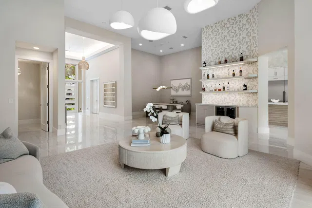 Woodfield Country Club Residence photo 11