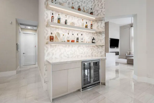 Woodfield Country Club Residence photo 12