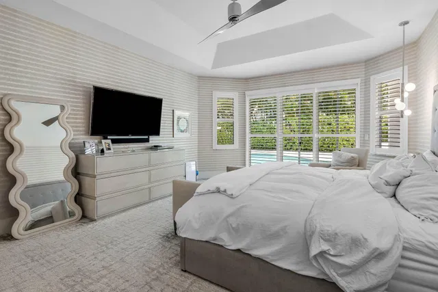 Woodfield Country Club Residence photo 24