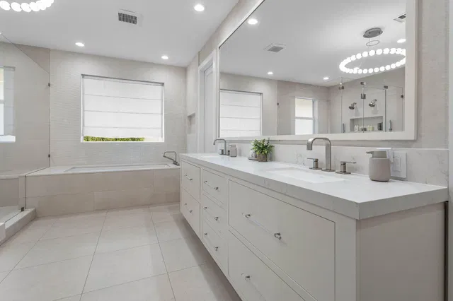 Woodfield Country Club Residence photo 26
