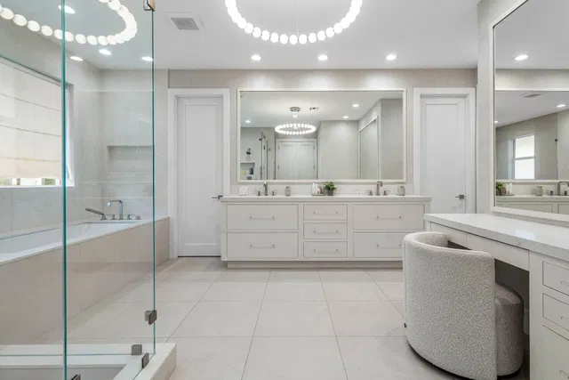 Woodfield Country Club Residence photo 29