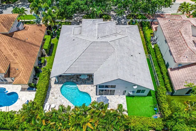 Woodfield Country Club Residence photo 49