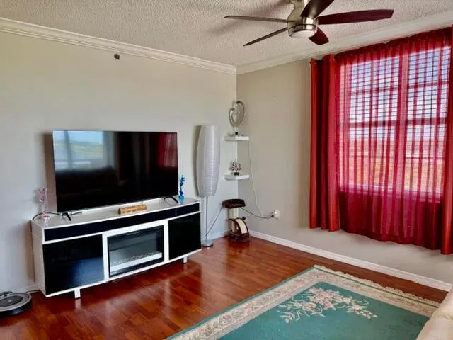 The Montecito Unit 713 photo 11