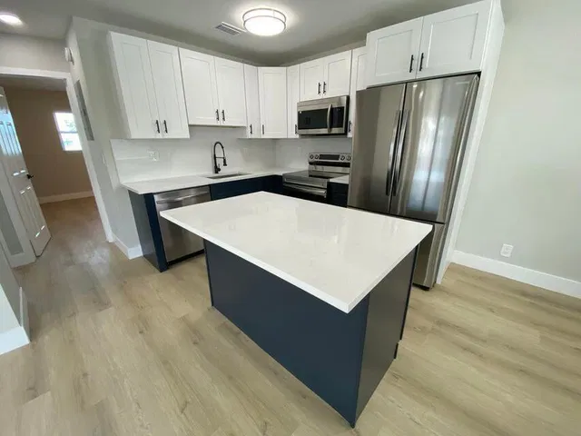 Residence photo 3