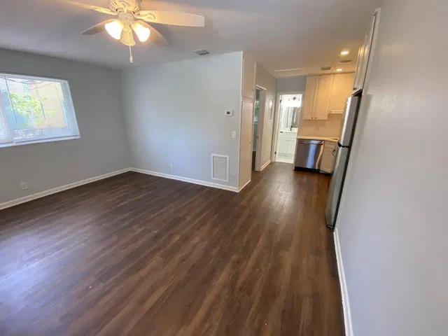 Residence photo 8