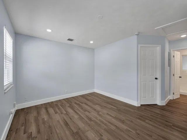 Residence photo 14