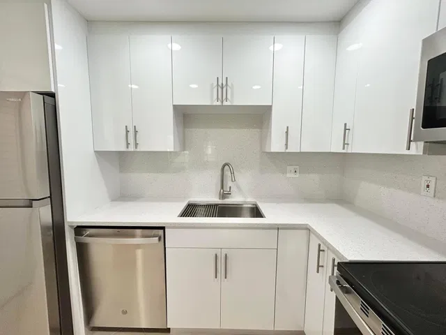Unit C-1 photo 8